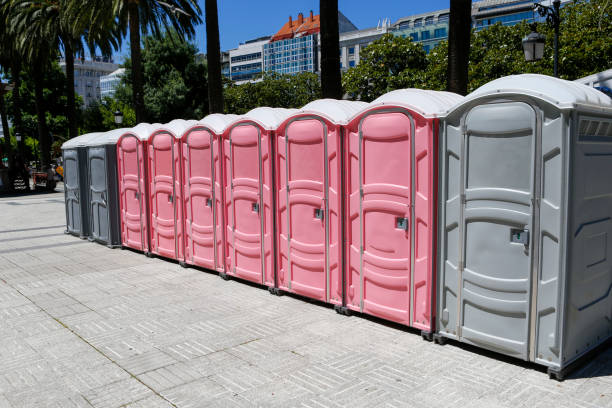 Best VIP or Luxury Restroom Trailers  in Federal Heights, CO